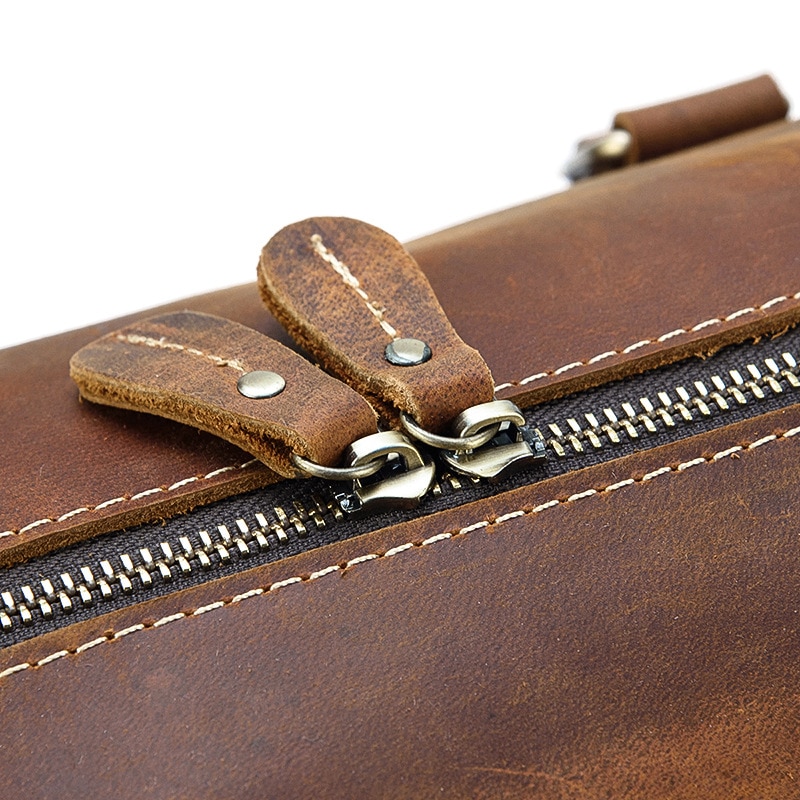 Best vintage men's travel bag in high-quality leather 2020.