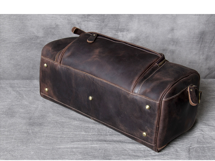 High-quality dark brown leather business travel bag for gentleman.