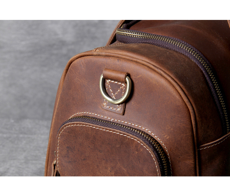 Elegant leather business travel bag for gentleman.
