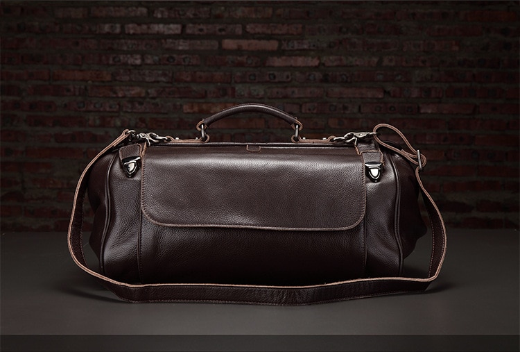Vintage leather travel bag for gentleman.