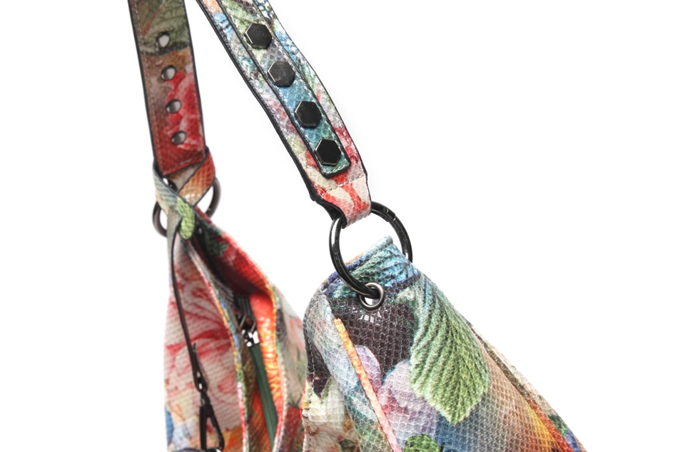 Printed synthetic leather hobos bags for women.
